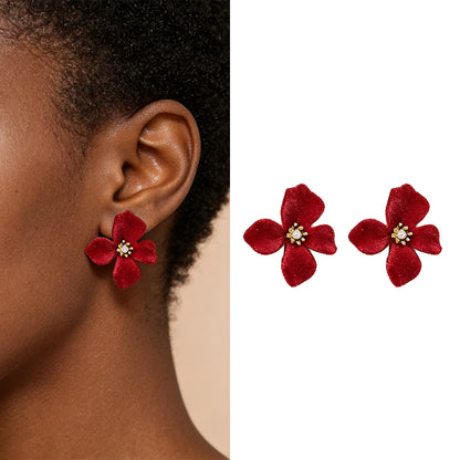 Clous d’Oreilles Fleur Rouge